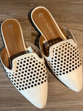 Big Buddha White Pointed Slip-On Mules